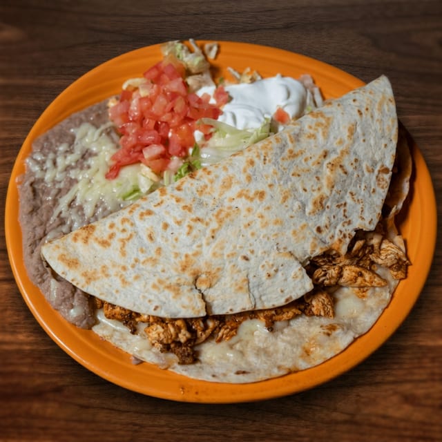 Quesadilla Rellena.